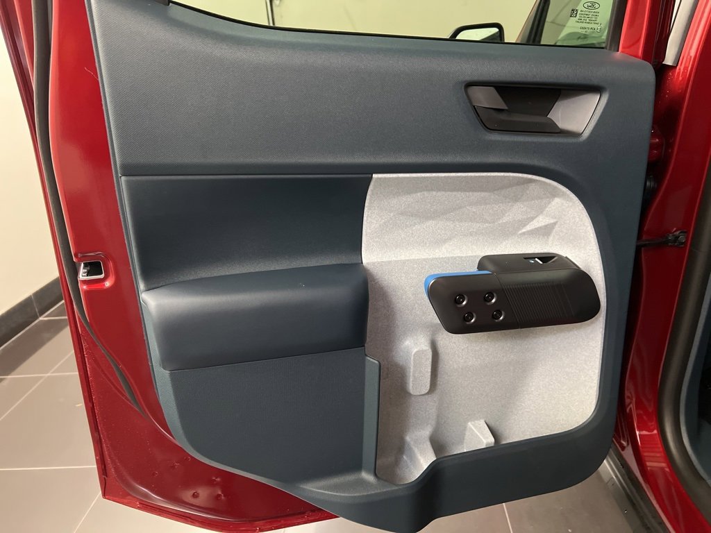 New 2025 Ford Maverick XLT w/ Equipment Group 301A image 32