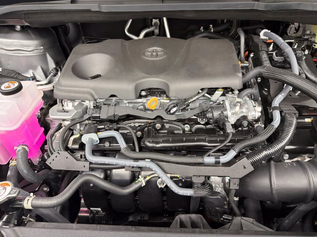 Used 2026 Toyota Sienna Limited FWD image 40