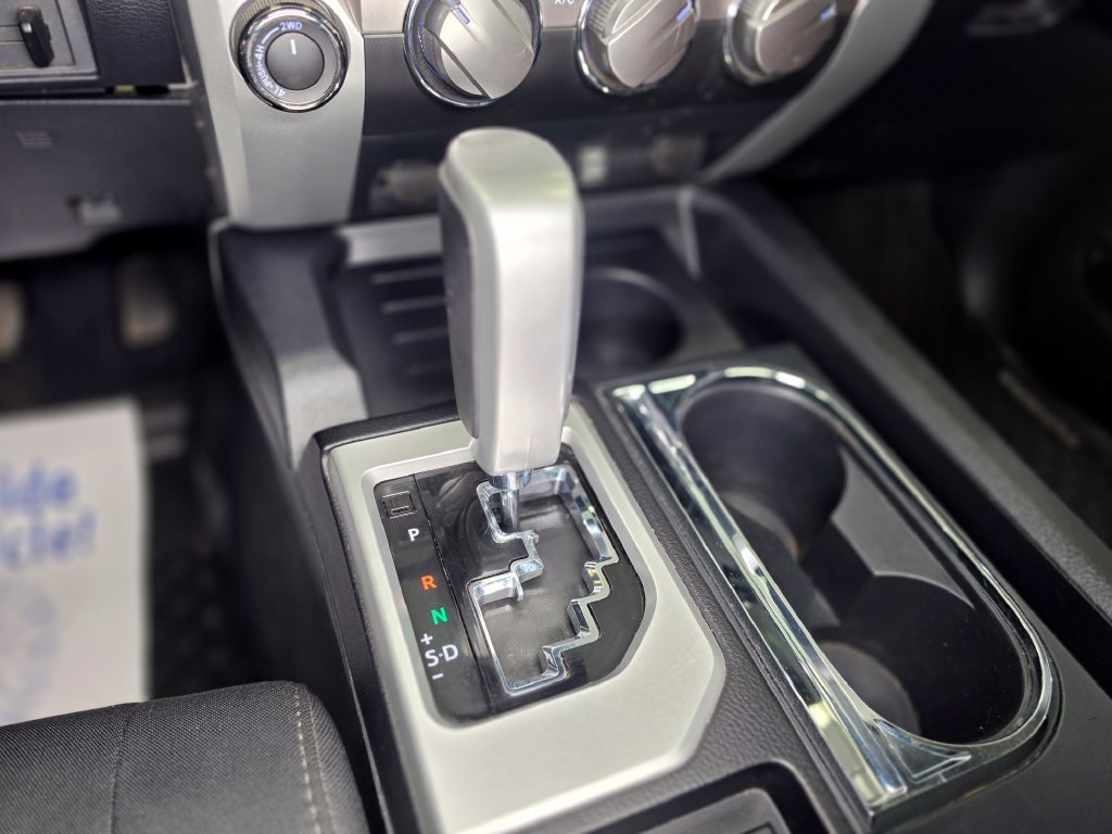 Used 2018 Toyota Tundra SR5 AWD/4WD image 11