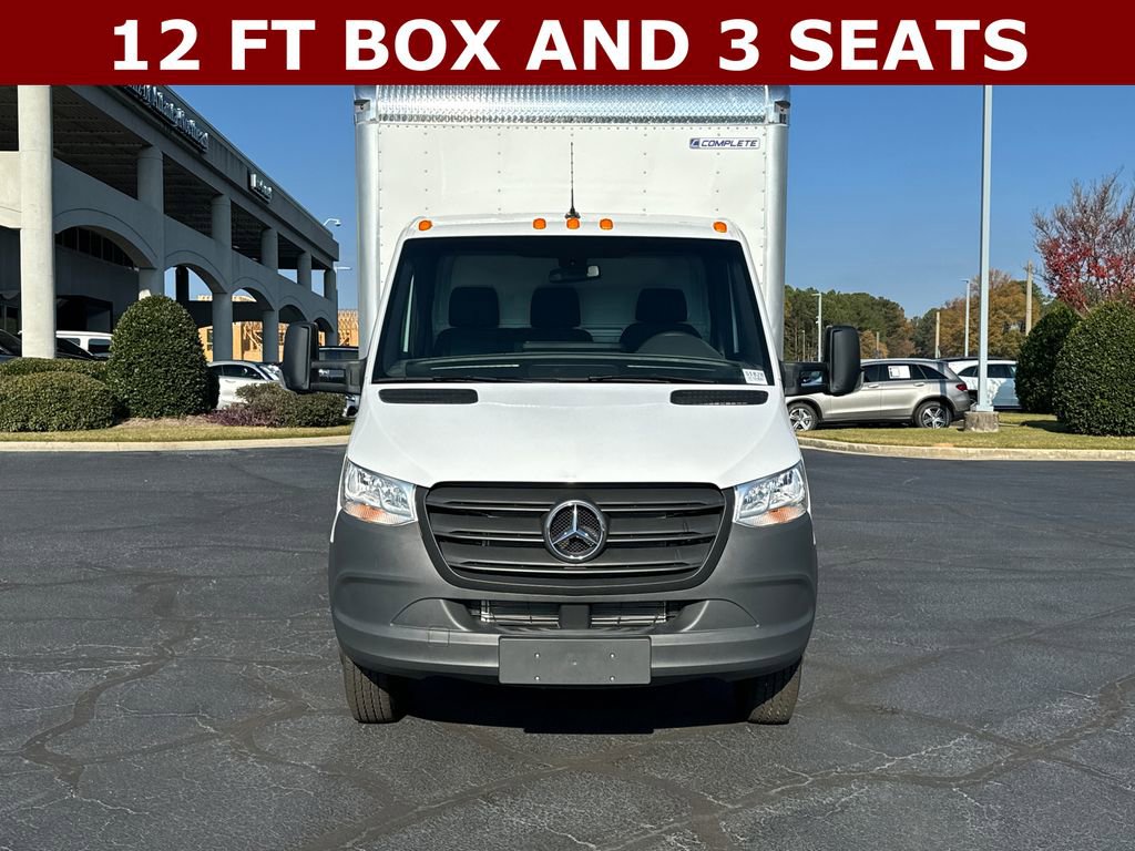 Used 2024 Mercedes-Benz Sprinter 3500 image 2