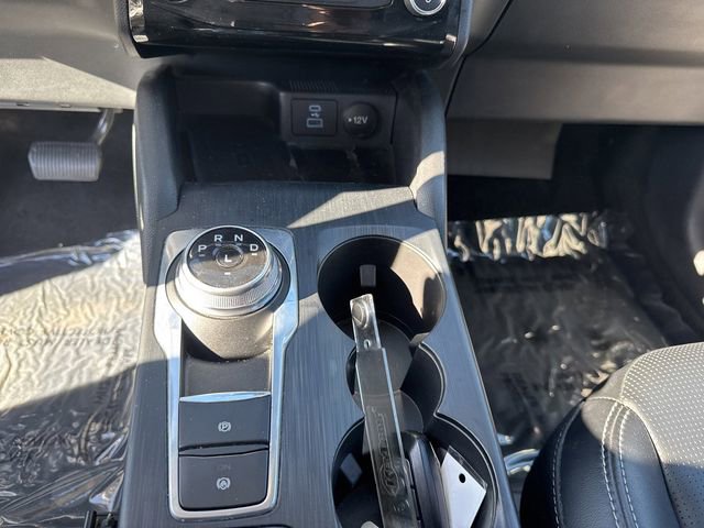 Used 2023 Ford Escape Platinum AWD/4WD image 23