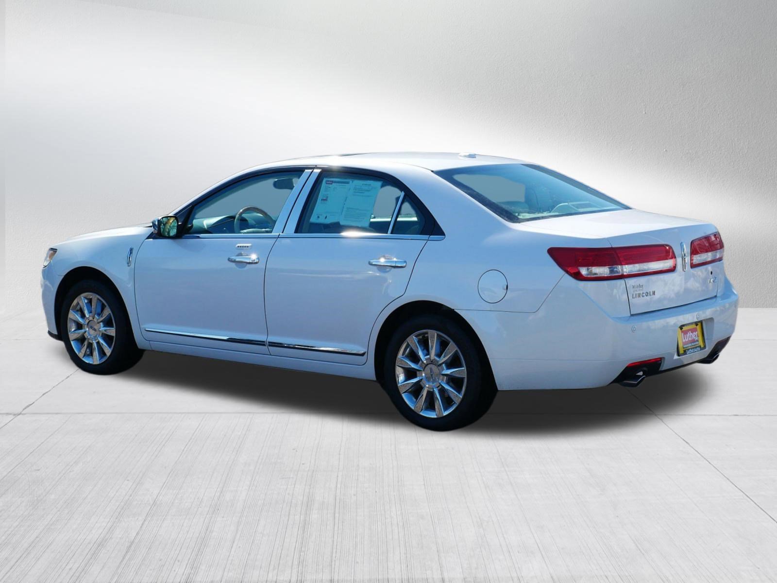 Used 2012 Lincoln MKZ FWD image 5