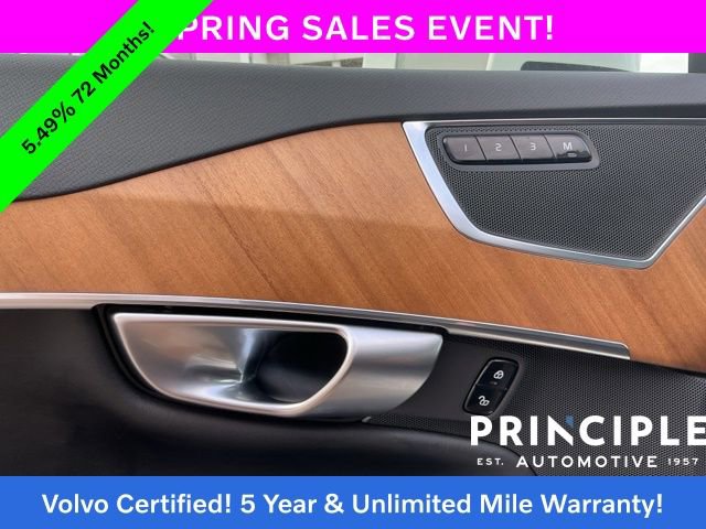 Certified 2024 Volvo XC90 B5 Plus AWD/4WD image 28