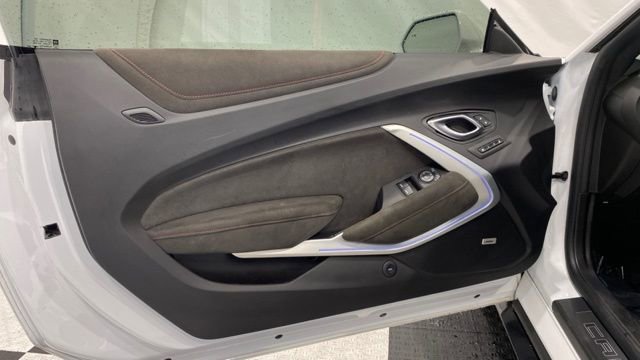 Used 2019 Chevrolet Camaro ZL1 image 14