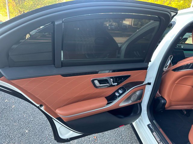 Used 2022 Mercedes-Benz S 500 4MATIC image 12
