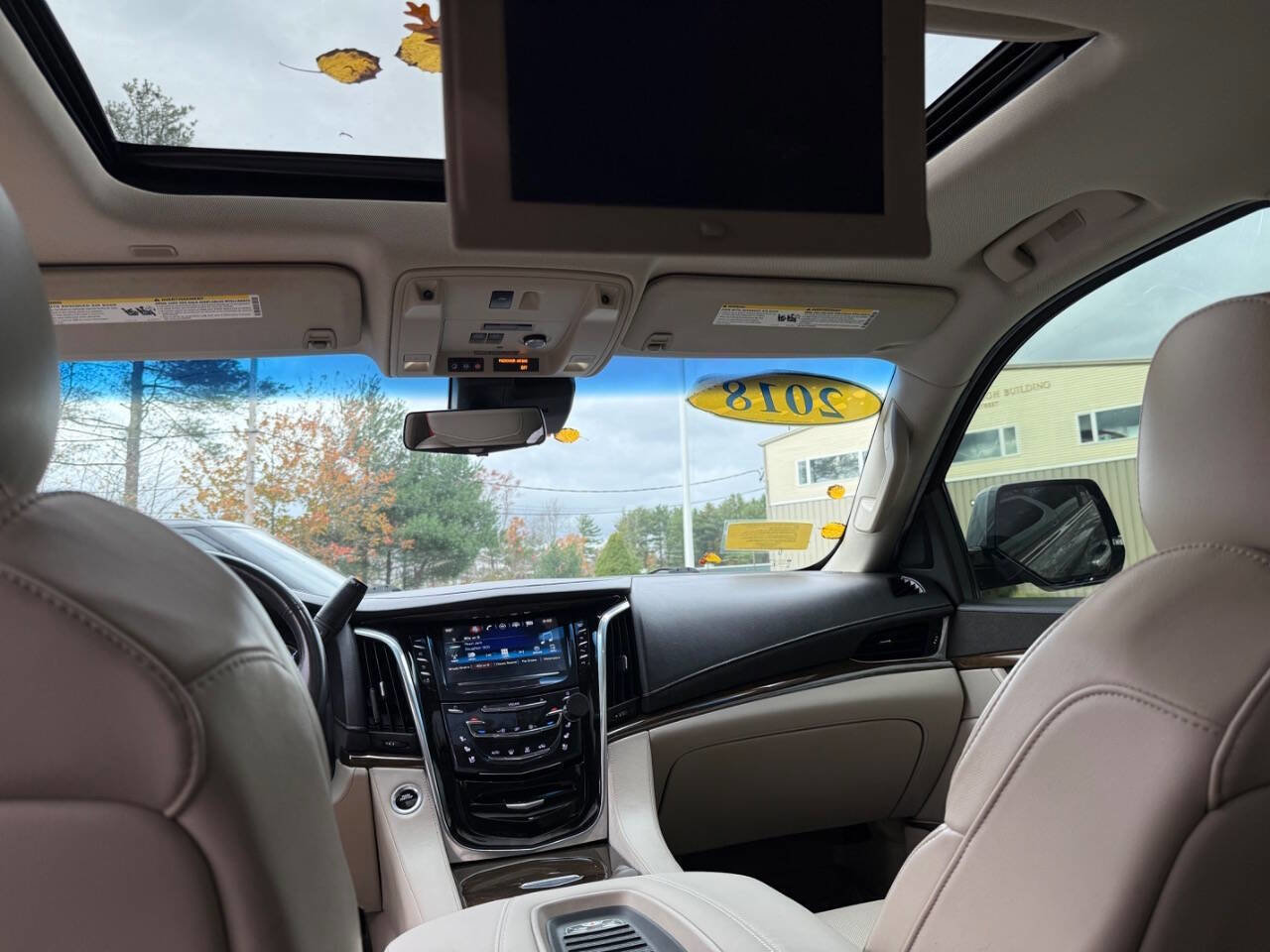 Used 2018 Cadillac Escalade Luxury image 13