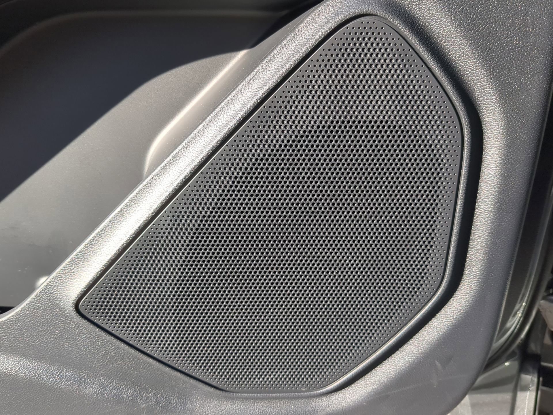 New 2025 Ford Explorer Active w/ Active Comfort Package image 52