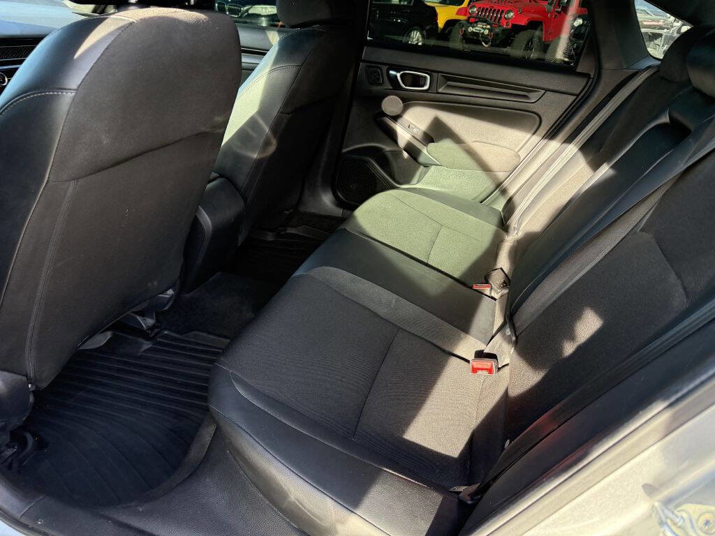 Used 2025 Honda Civic Sport image 18