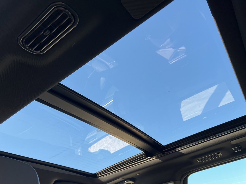 New 2026 Lincoln Navigator Reserve w/ Jet Appearance Package image 36