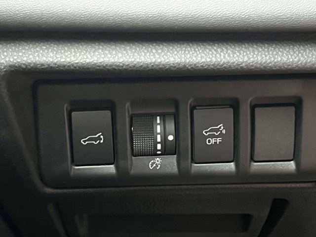 Used 2020 Subaru Outback Touring XT AWD/4WD image 34