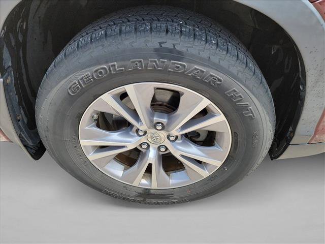 Used 2015 Toyota Highlander XLE AWD/4WD image 10