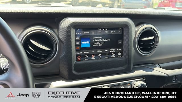 Used 2022 Jeep Gladiator Sport AWD/4WD image 14