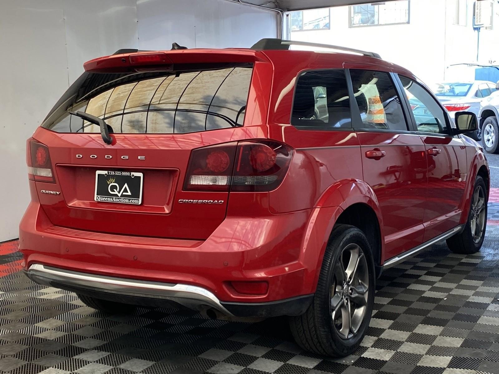 Used 2016 Dodge Journey Crossroad w/ Popular Equipment Group FWD image 6