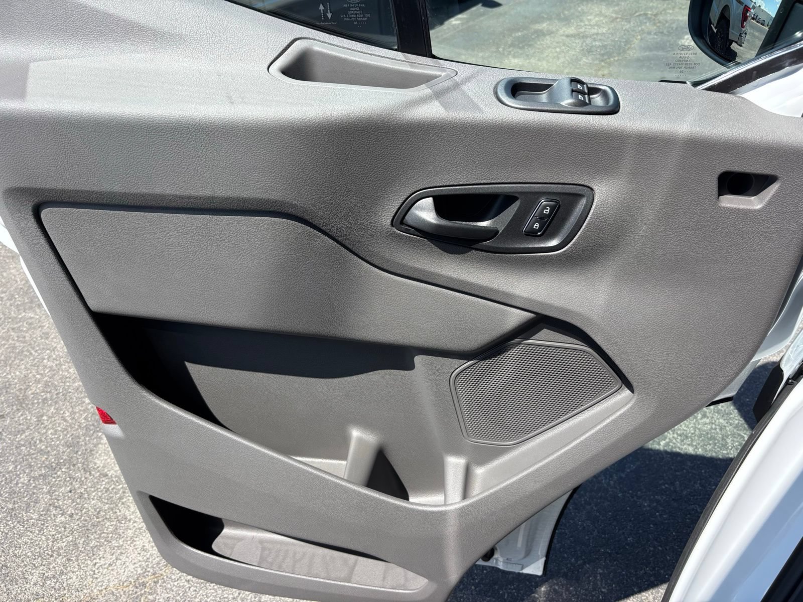 New 2026 Ford Transit 250 148 Medium Roof w/ Load Area Protection Package RWD image 13