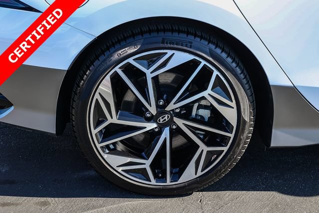 Certified 2024 Hyundai Ioniq 6 SEL RWD image 8