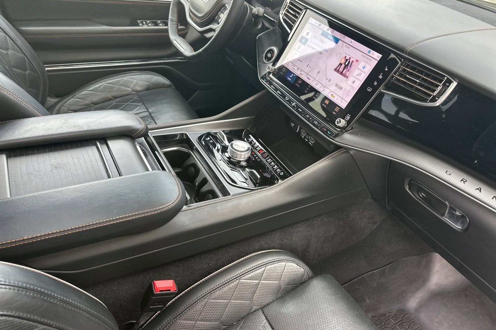 Used 2024 Jeep Grand Wagoneer L Series III w/ Quick Order Packagew 28T image 20