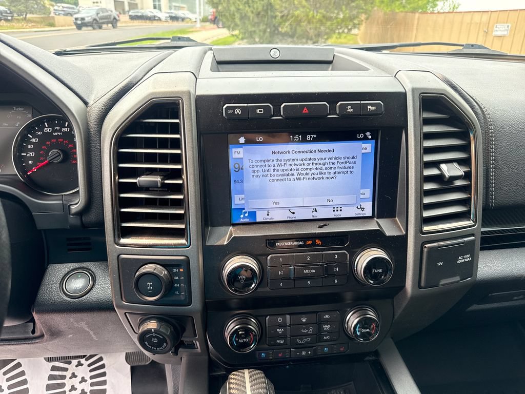 Used 2019 Ford F150 Raptor w/ Equipment Group 802A Luxury AWD/4WD image 17
