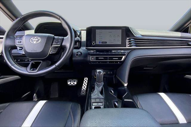 Certified 2025 Toyota Camry SE FWD image 15