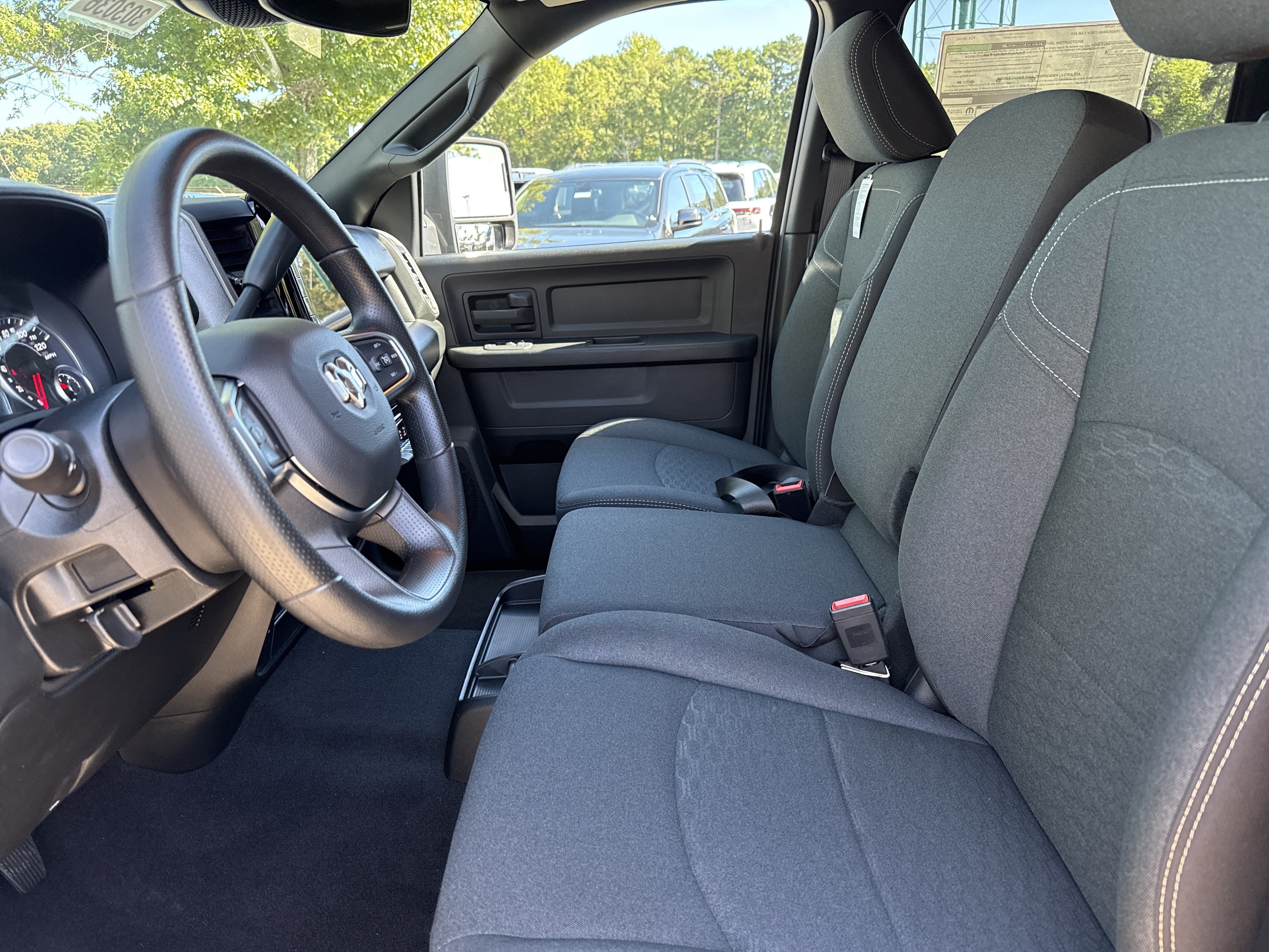 New 2026 RAM 2500 Tradesman AWD/4WD image 9
