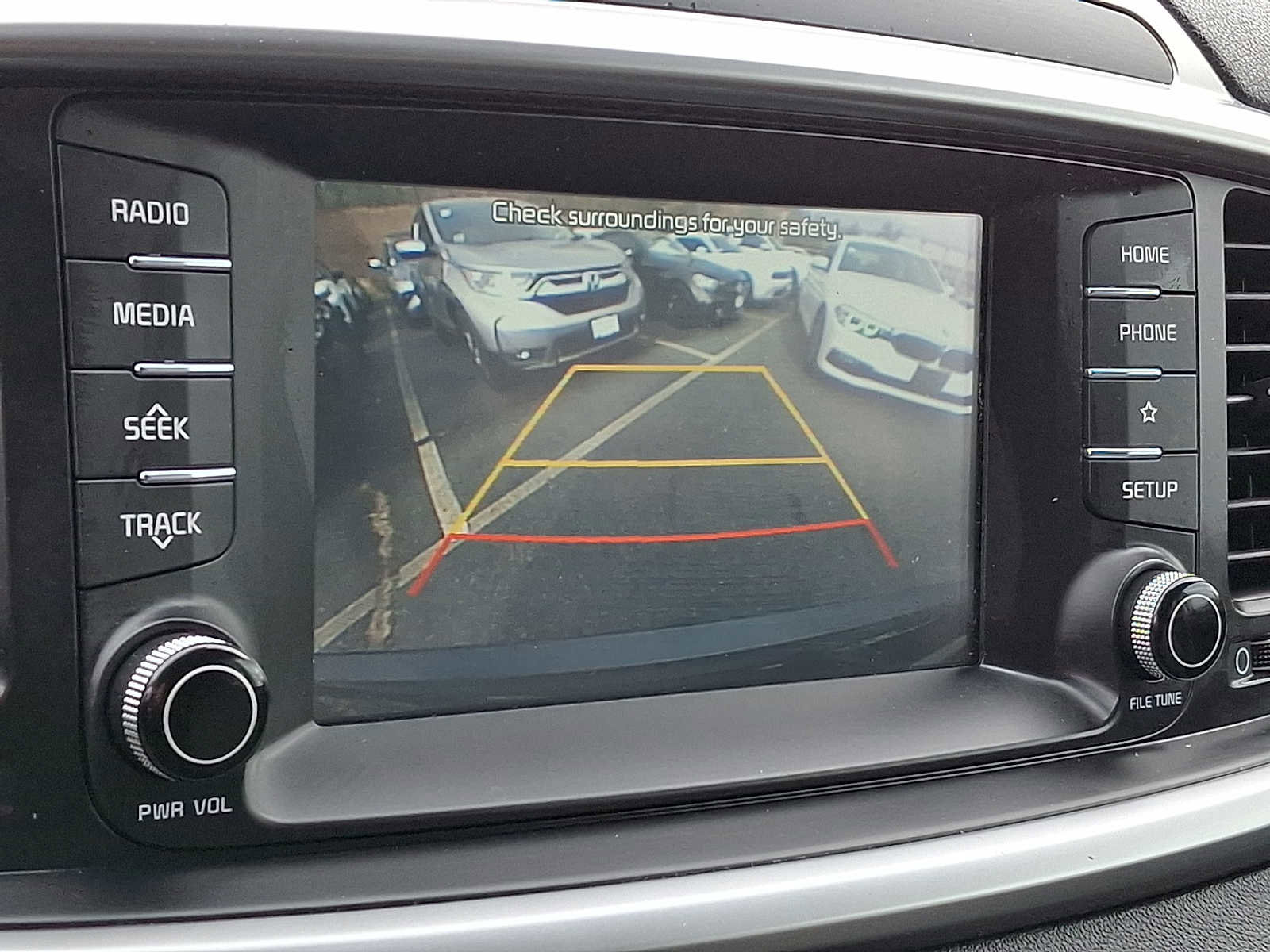 Used 2019 Kia Sorento S image 17