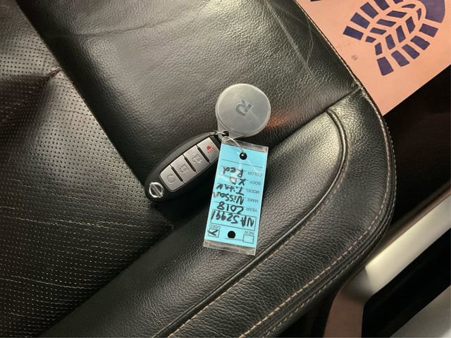 Used 2018 Nissan Titan SL w/ Chrome Package image 28