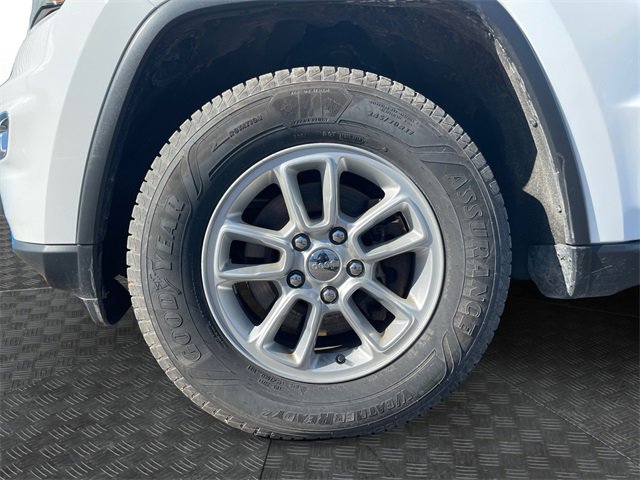 Used 2020 Jeep Grand Cherokee Laredo image 14