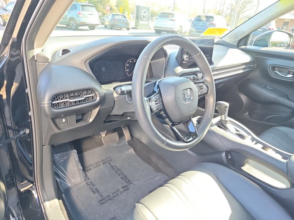 Used 2023 Honda HR-V EX-L image 12
