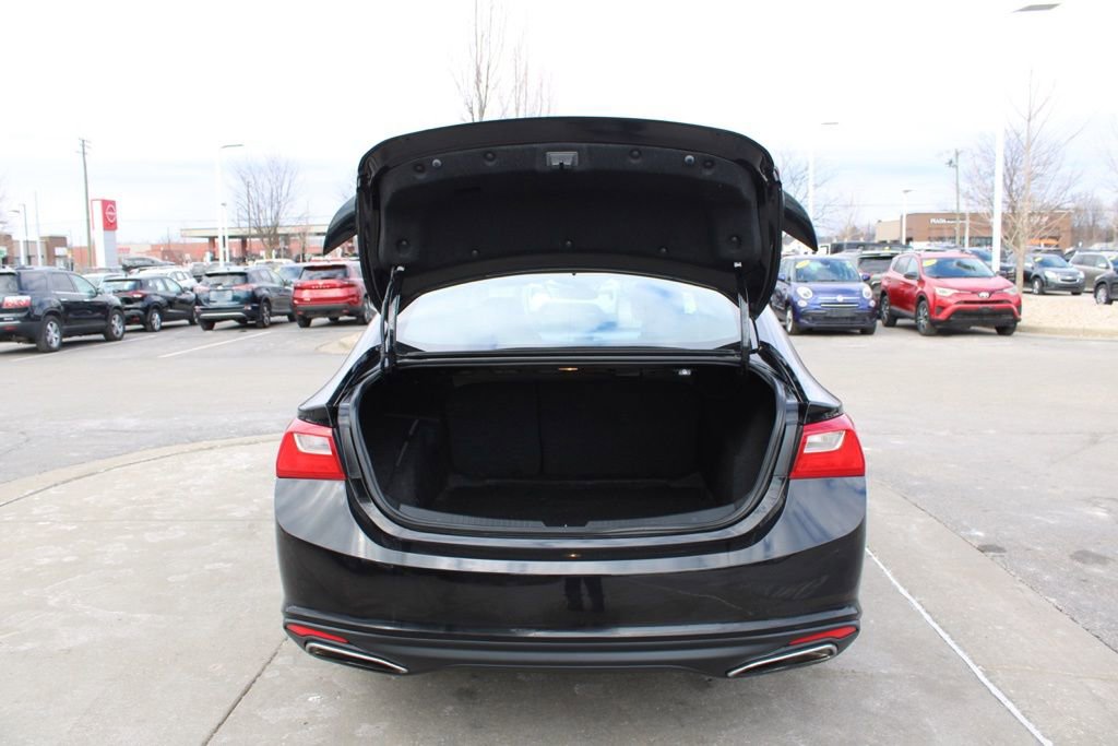 Used 2020 Chevrolet Malibu RS w/ LPO, Convenience Package 2 image 9