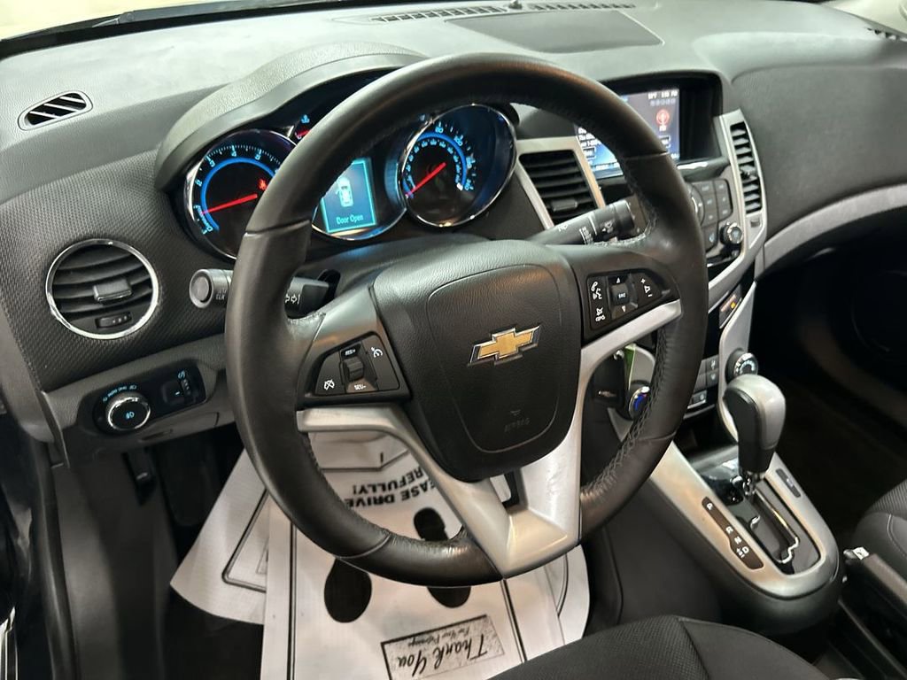 Used 2014 Chevrolet Cruze LT w/ All-Star Edition FWD image 4