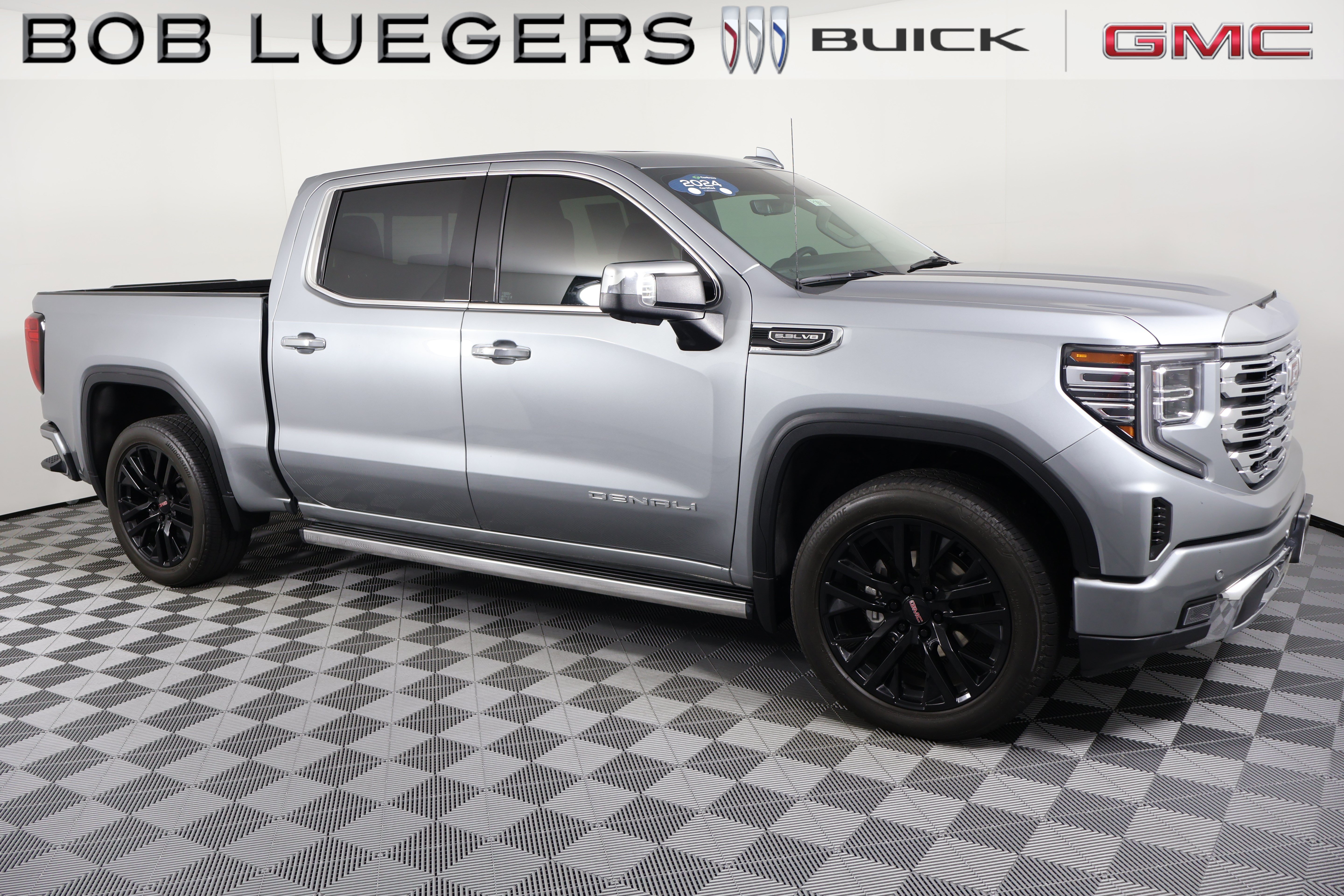Certified 2024 GMC Sierra 1500 Denali w/ Denali Reserve Package AWD/4WD image 2