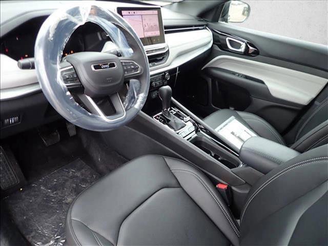 New 2026 Jeep Compass Limited w/ Sun, Sound & Navigation Group AWD/4WD image 11