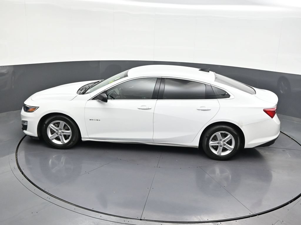Used 2022 Chevrolet Malibu LS FWD image 16