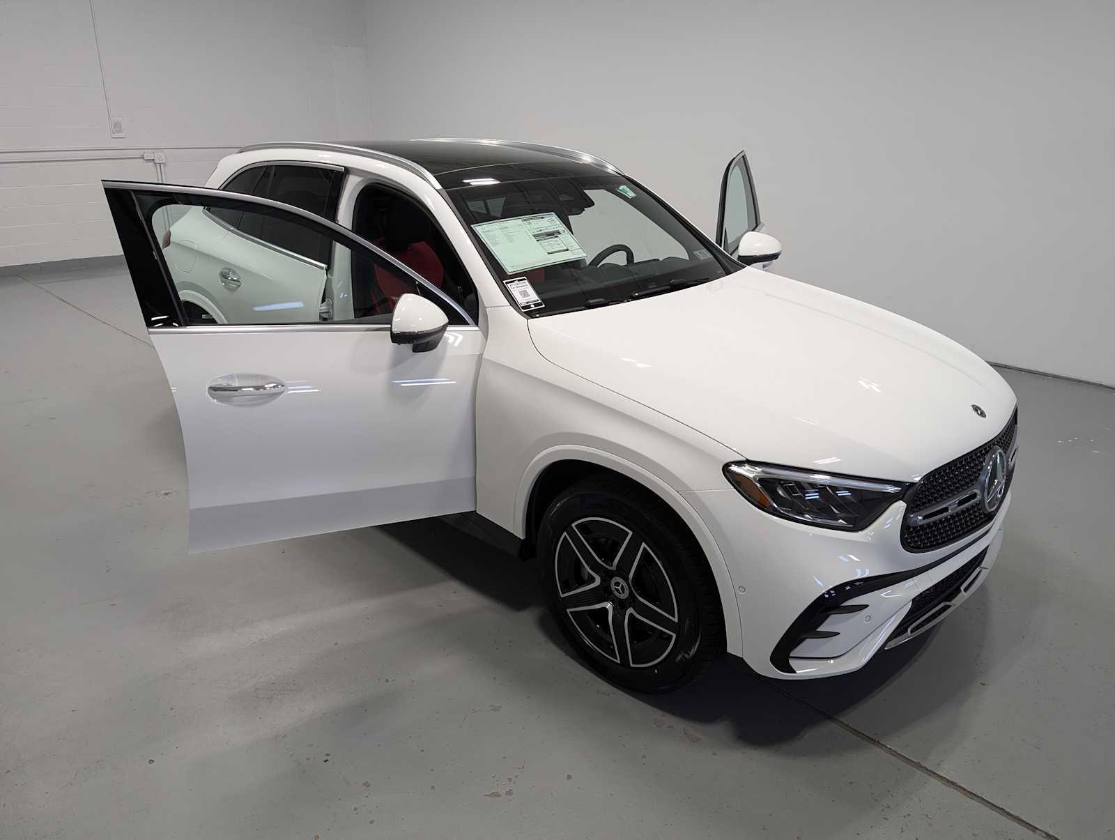 New 2026 Mercedes-Benz GLC 300 4MATIC image 14