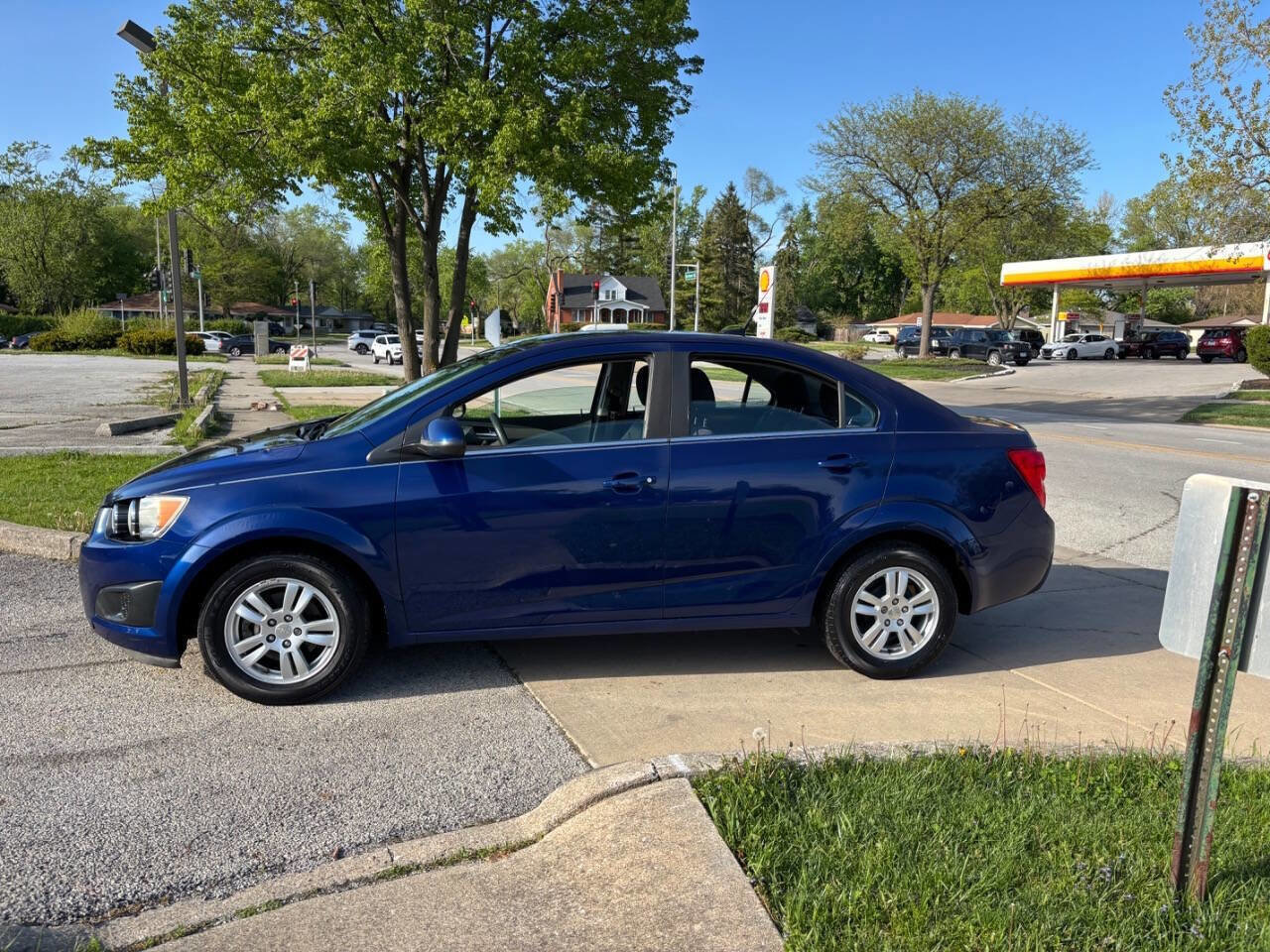 Used 2013 Chevrolet Sonic LT FWD image 21