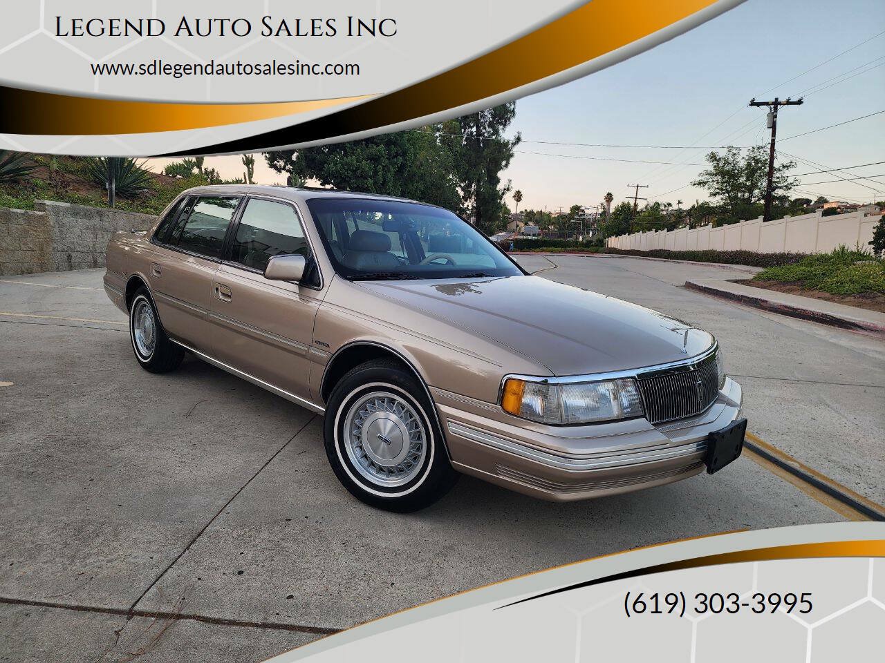 Used 1988 Lincoln Continental Signature FWD image 2