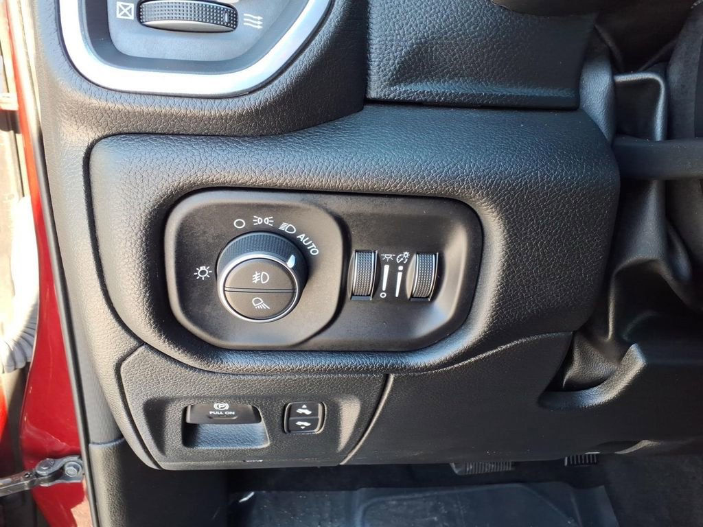 Certified 2023 RAM 1500 Laramie image 26