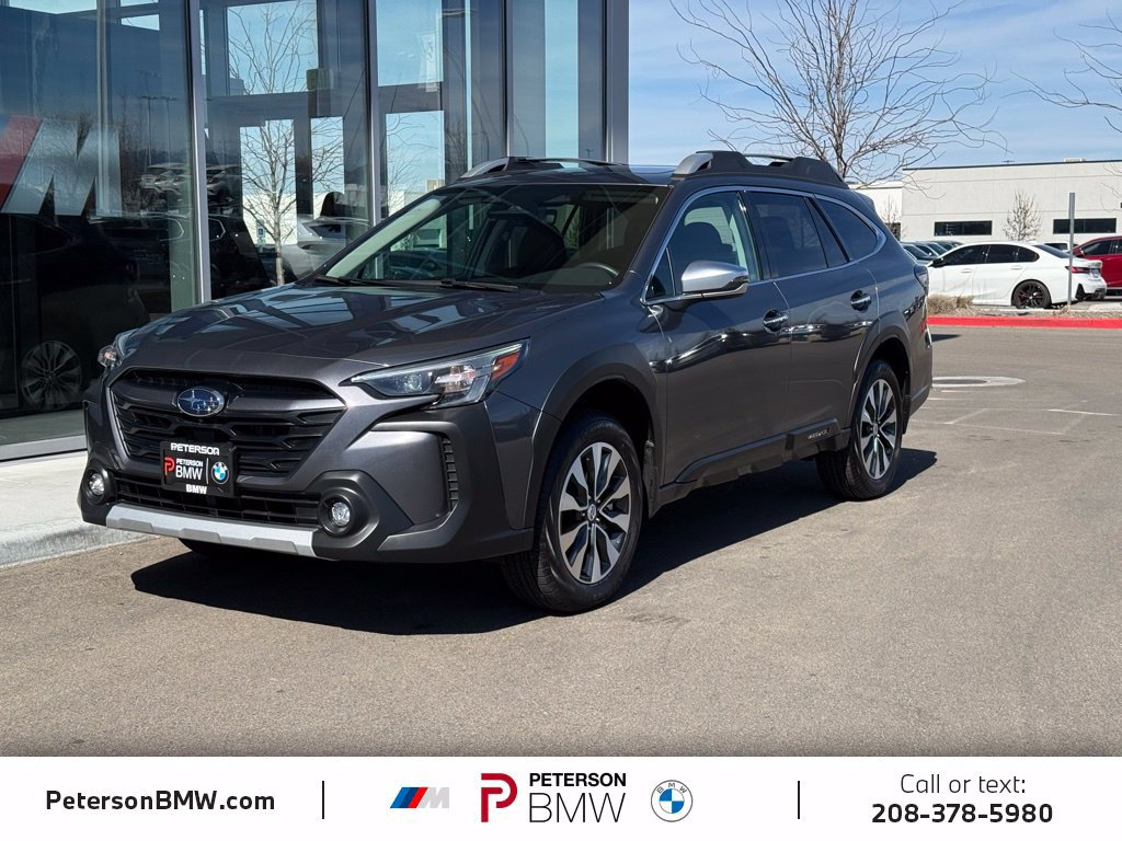 Used 2025 Subaru Outback Touring AWD/4WD image 1