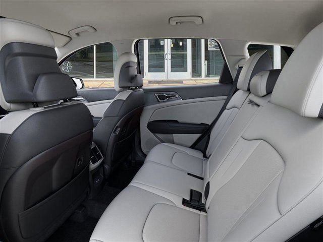New 2026 Kia Sportage EX image 18