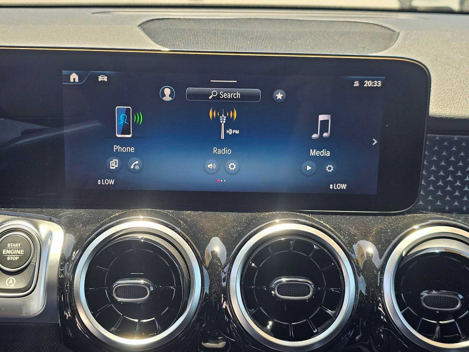 New 2026 Mercedes-Benz GLB 250 image 24