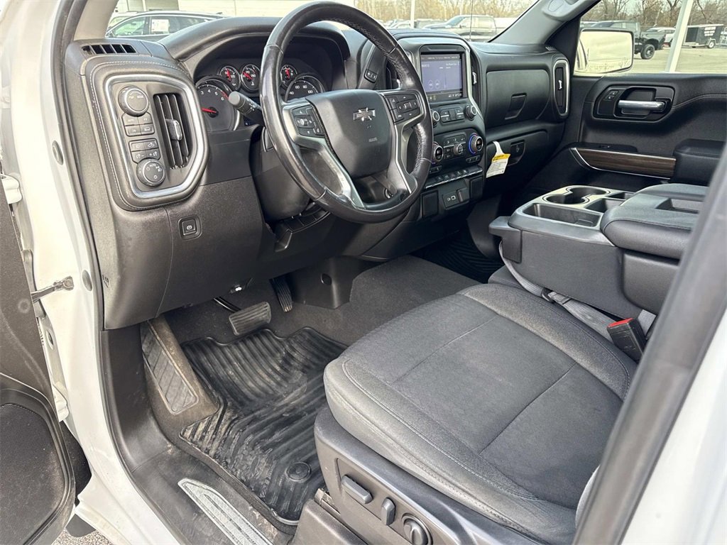 Used 2021 Chevrolet Silverado 1500 RST image 9