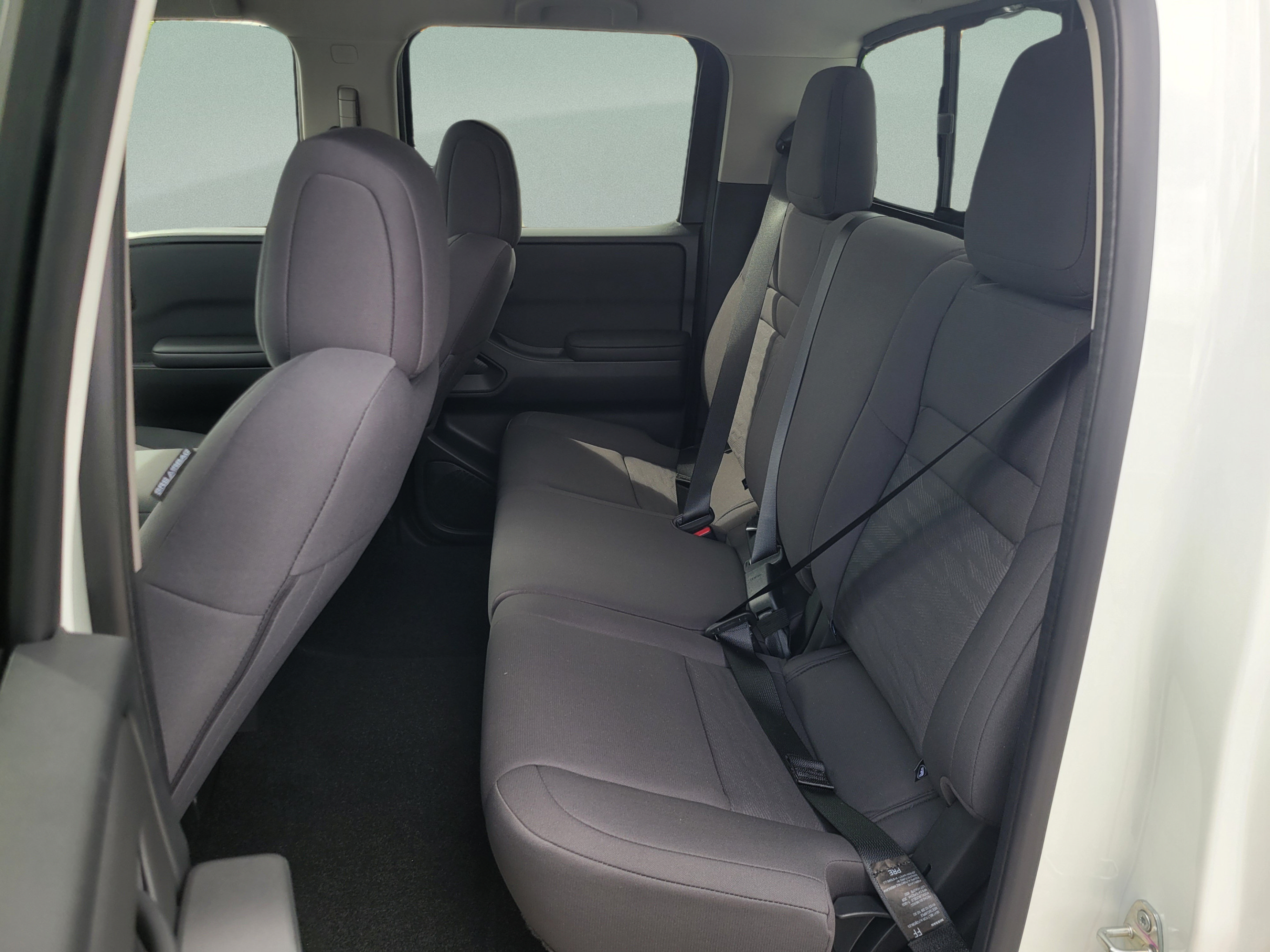 New 2027 Nissan Frontier S w/ Tow Package AWD/4WD image 11