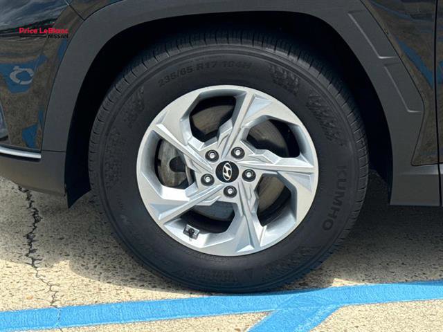 Used 2022 Hyundai Tucson SEL w/ Cargo Package FWD image 4