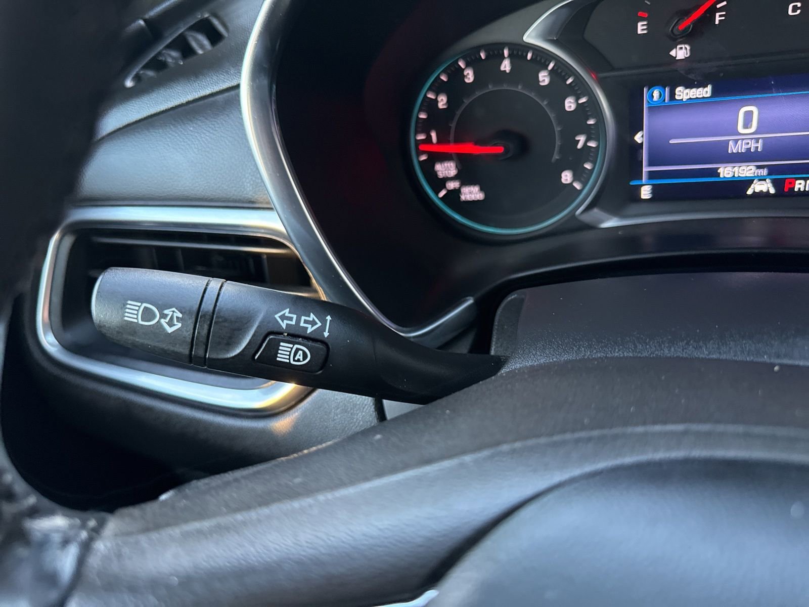 Used 2021 Chevrolet Equinox LT image 31