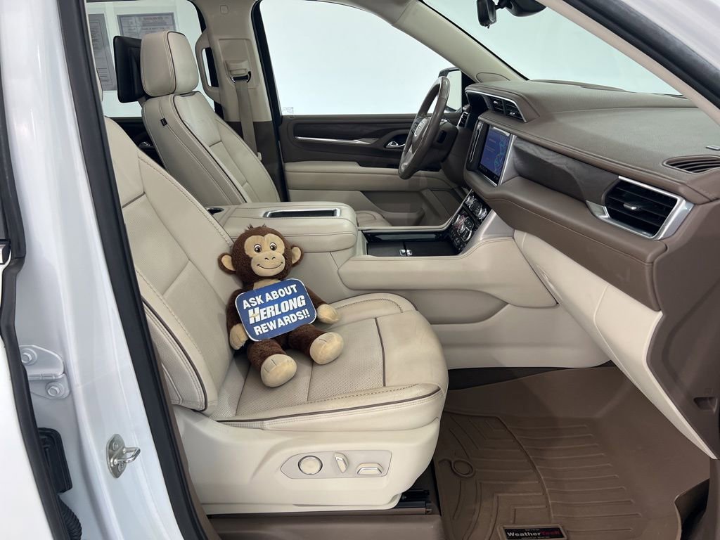 Used 2021 GMC Yukon XL Denali w/ Denali Premium Package image 26