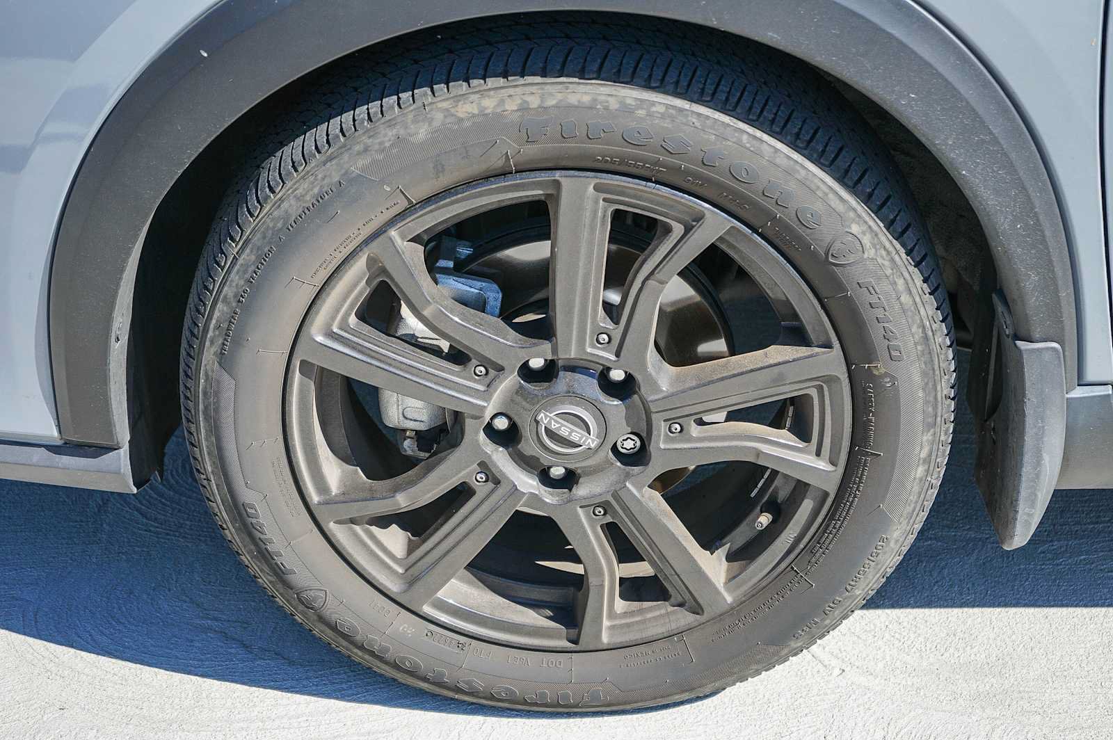 Used 2023 Nissan Kicks SR w/ SR Premium Package FWD image 11
