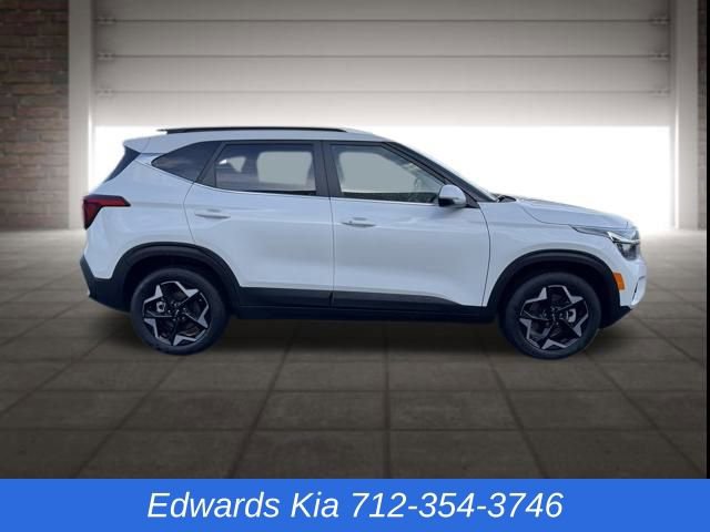 Used 2024 Kia Seltos EX image 5