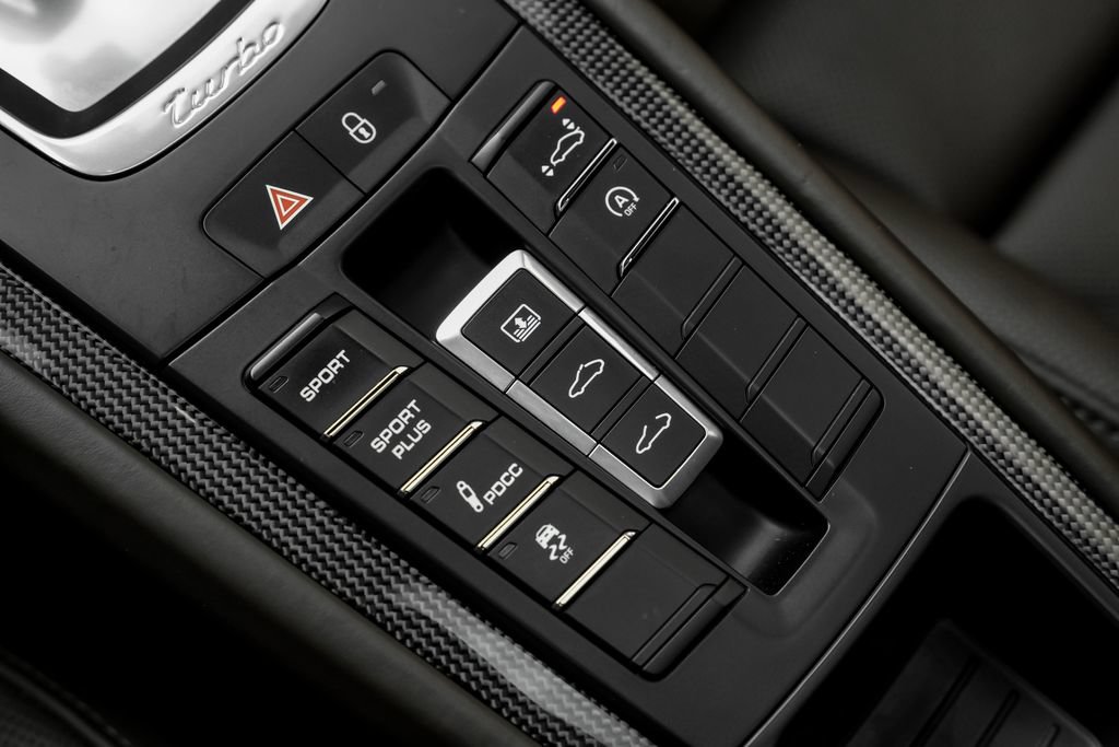 Used 2014 Porsche 911 Turbo S AWD/4WD image 28
