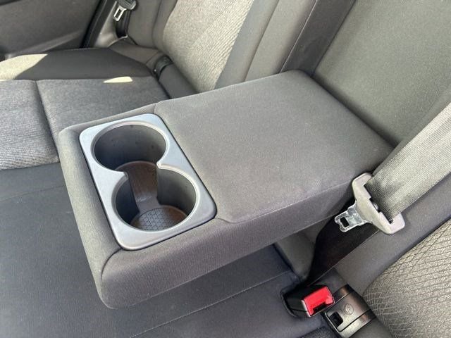 Used 2024 Nissan Rogue SV image 38