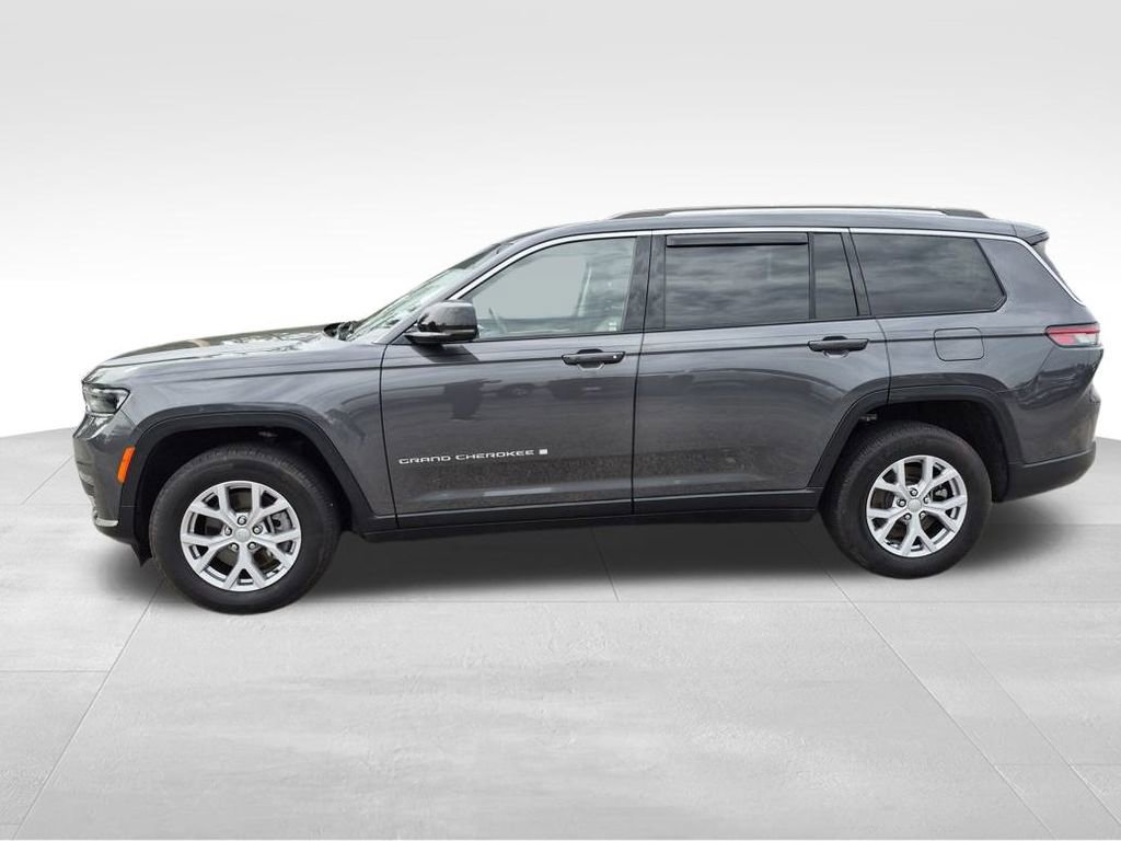 Used 2022 Jeep Grand Cherokee L Limited image 3