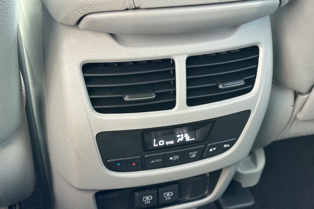 Certified 2020 Acura MDX FWD w/ Technology Package image 17